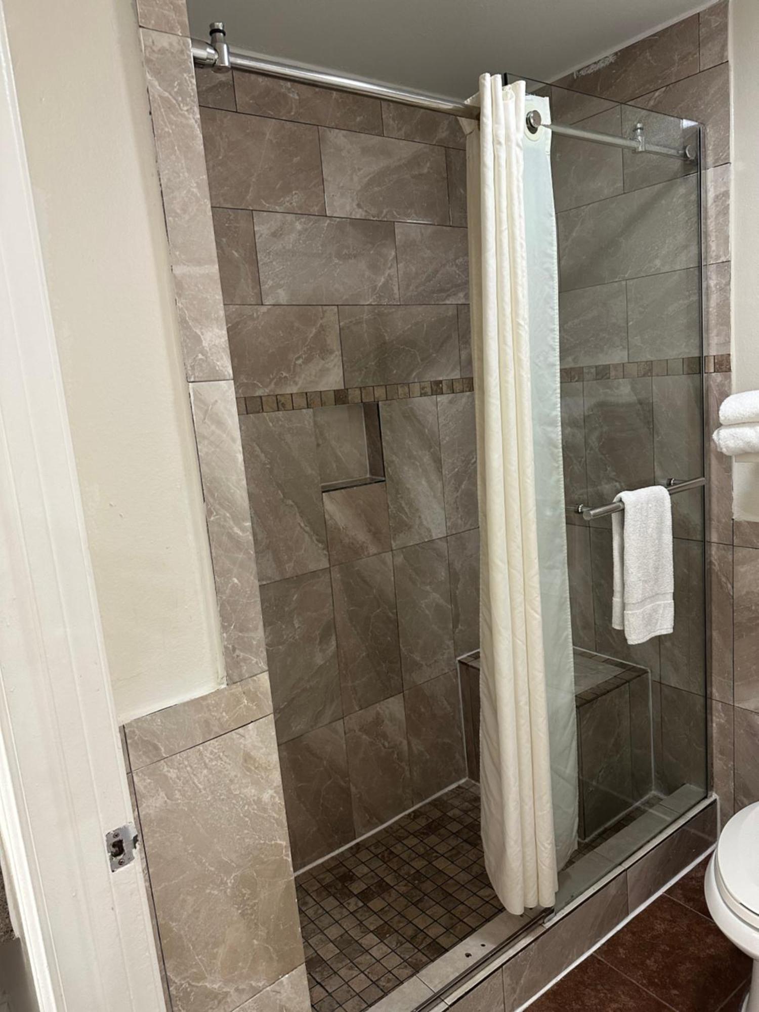 Palace Inn I-45 & Bellfort Houston Bagian luar foto