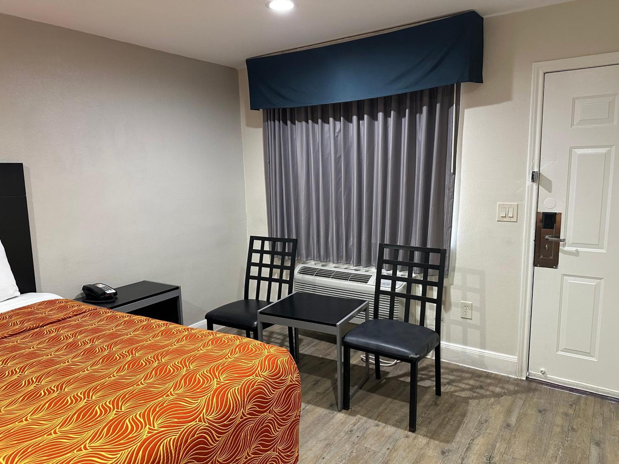 Palace Inn I-45 & Bellfort Houston Bagian luar foto